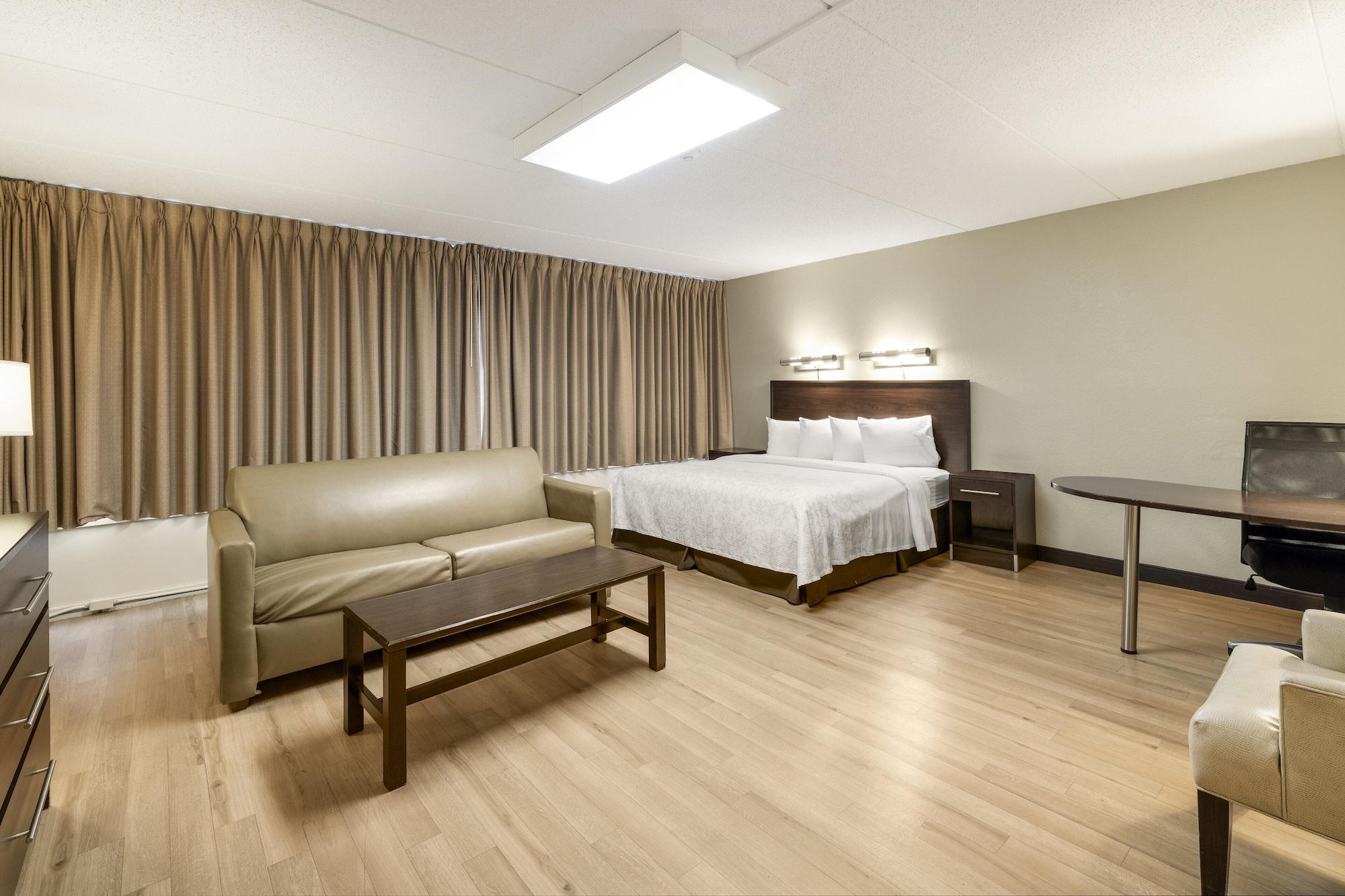 Red Roof Inn Plus+ Boston - Woburn/ Burlington エクステリア 写真