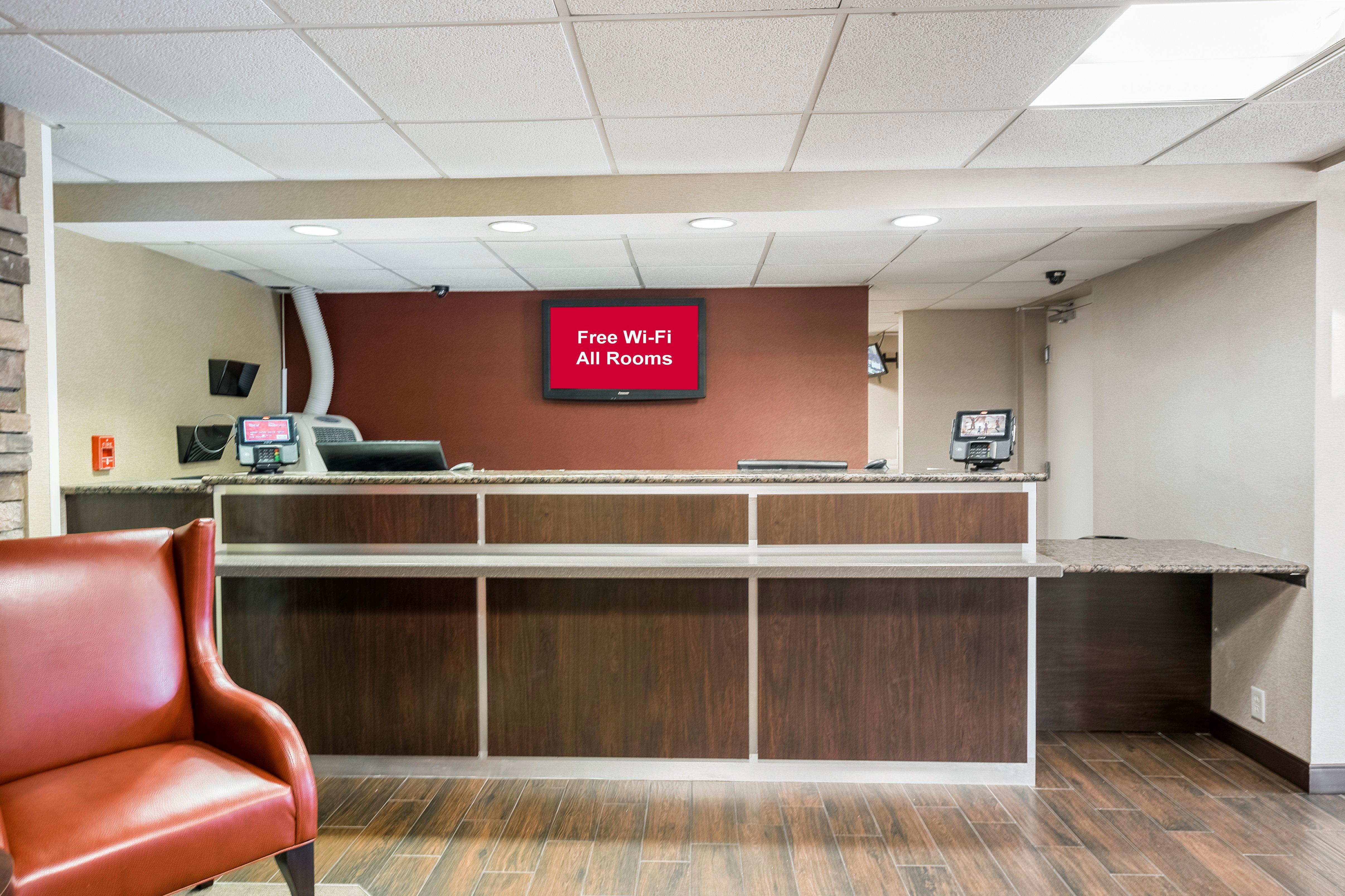 Red Roof Inn Plus+ Boston - Woburn/ Burlington エクステリア 写真